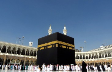 Need of Firmness toward Iranian Tamper in Hajj