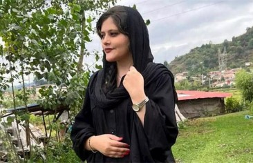 Iranians Commemorate Mahsa Amini’s Second Death Anniversary Amid Soaring Tensions