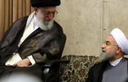 Why did Khamenei turn to Banisadr?