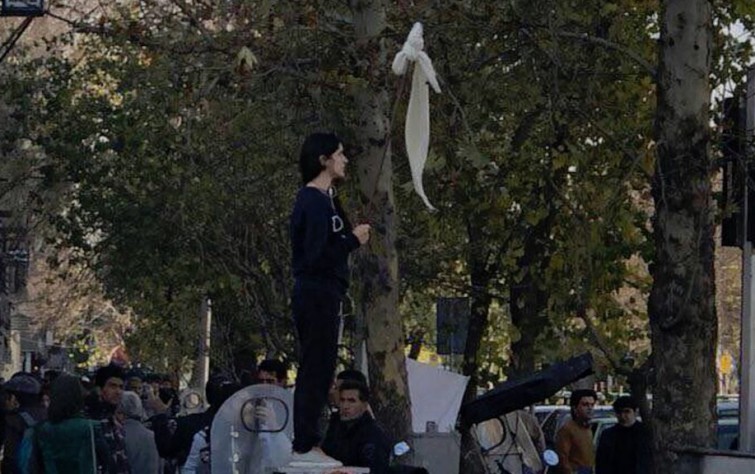 The Dilemma of Iranian Women’s Movement: will it be solved?