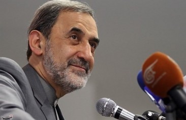 Khamenei orders forming economic war chamber and “Hormuz Strait is not safe any longer”