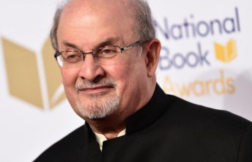 250 Political Activists in Iran Condemn the Attack on Salman Rushdie; Dissident Iranian Actors, Artists to Be Banned from Work