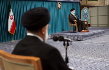 Khamenei Backs Raisi’s Government Despite Poor Performance; Wave of Emigration of IT Experts from Iran to UAE 