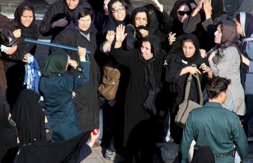 جنبش فمینیسم در ایران.. شیوه های مدرنیته و اسلامی سازی