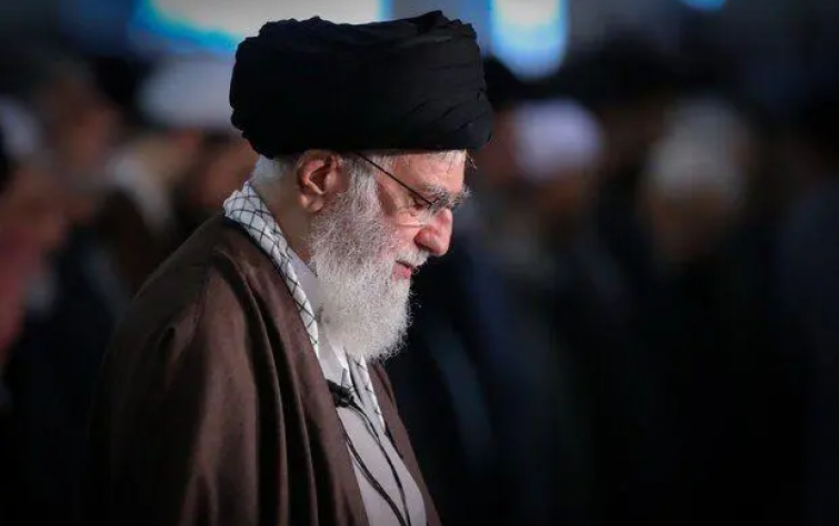 رویکرد تهاجمی خامنه ای در سیاست خارجی ایران