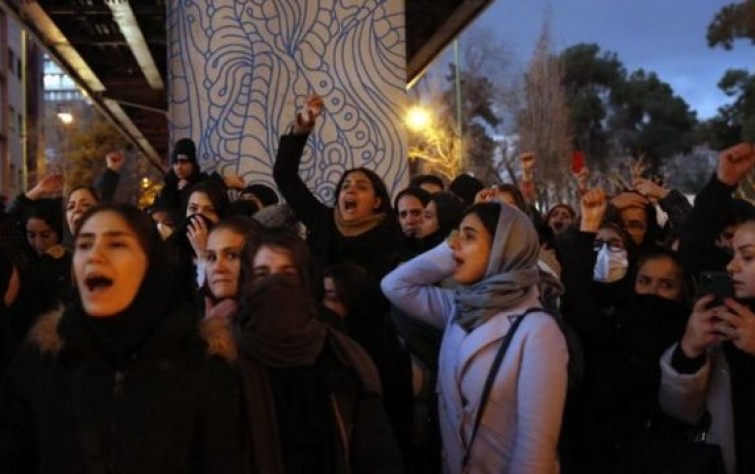 اعتراضات در ایران و روشهای امنیتی مقابله با آن