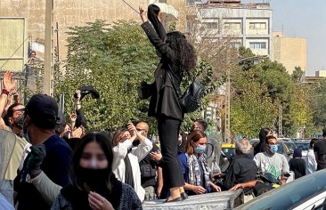 سیر تاریخی خیزشهای اعتراضی در ایران
