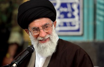 من الذين يتمّ تعيينهم بأمر من المرشد الأعلى في إيران؟