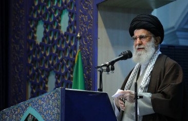 معالم السياسة الخارجية الإيرانية.. قراءة في خطاب خامنئي