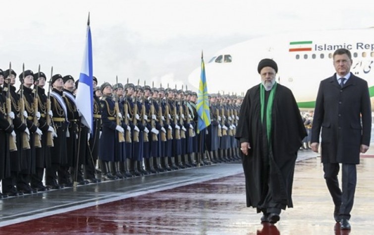 بريطانيا تفرض عقوبات على 5 مسؤولين إيرانيين.. ودعوى قضائية في كندا لـ«طرد» ساماني.. و«الحقيبة» الإيراني يفوز أفضل فيلم قصير بمهرجان البحر الأحمر الدولي بجدة