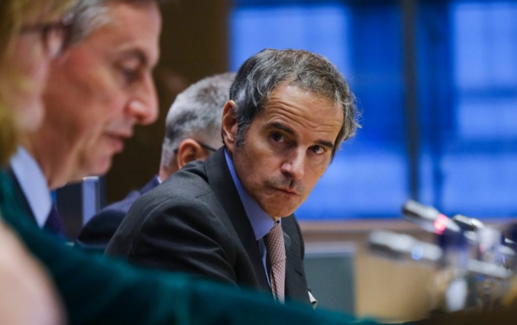 البرنامج النووي الإيراني على مفترق طرق.. المسارات الـمُحتملة ما بعد زيارة غروسي