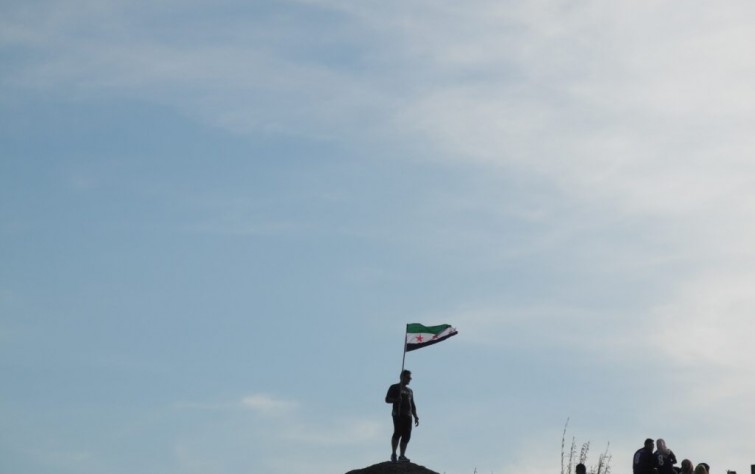 ردود الأفعال الإقليمية على الحكومة الجديد في سوريا