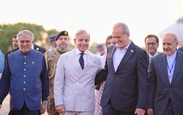 دلالات الزيارة الأخيرة للرئيس الإيراني بزشكيان إلى باكستان