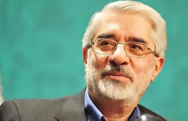 مير حسين موسوي لم يتخل عن نشاطه السياسي مقابل رفع اﻹقامة الجبرية