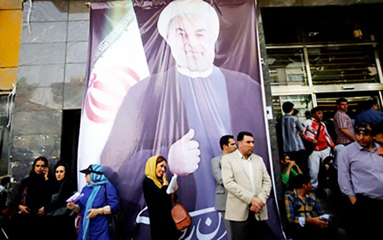 استطلاع رأي: شعبية روحاني تتناقص