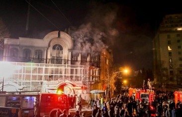 مرشح إيراني يعترف بتضرر قطاع السياحة في البلاد بعد الاعتداء على السفارة السعودية