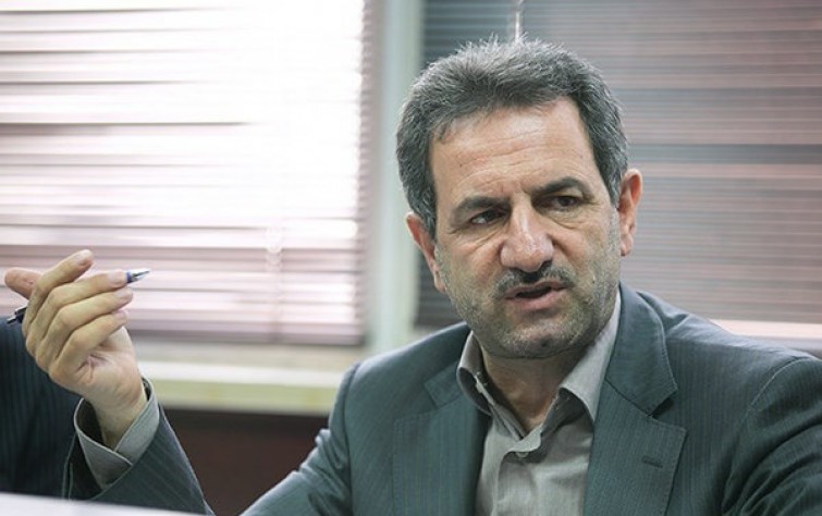 الداخلية تصدق على رئاسة نجفي لبلدية طهران.. وحجب بعض قنوات تليغرام