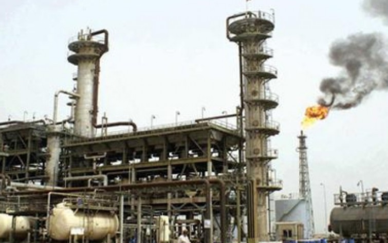 إيران تدرس صناعة سفن نووية.. وترفض الاعتراف باستفتاء كردستان