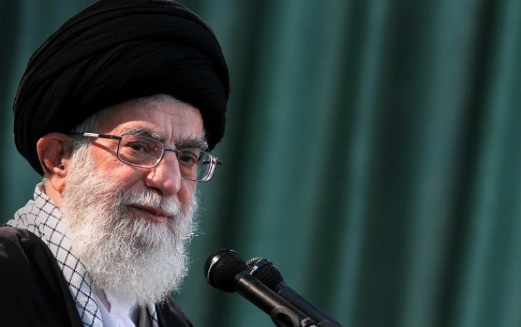 روحاني لا يهتم بمطالب الشعب.. و3700 معتقل في المظاهرات