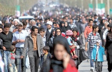 استطلاع يكشف تزايد الإحباط بين الإيرانيين