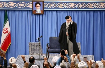 طهران بين معادلتَي الإصلاح والتطرُّف