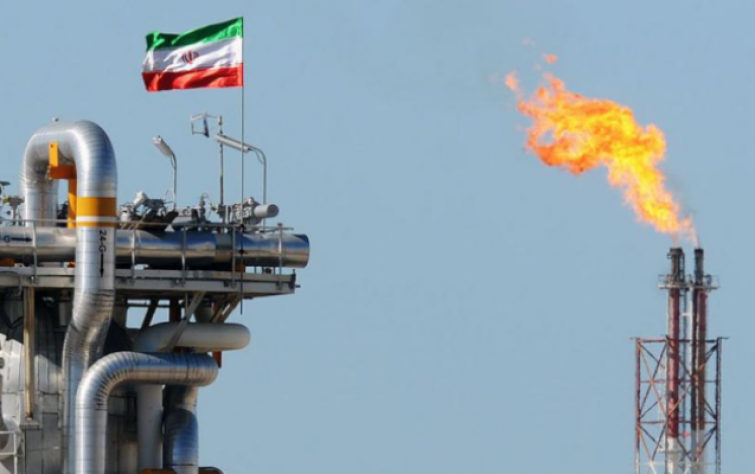 إضرابات عُمَّال النفط تهدِّد استقرار الحكومة الإيرانية