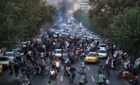 استبعاد كبْح لعبة تبادُل الاتهامات والتهديدات الإيرانية لموجة الاحتجاجات