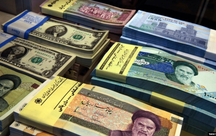 رئيس غرفة طهران: خروج رؤوس الأموال من إيران بلغ 10 مليارات دولار سنويًّا.. وزيادة الضغط على الصحفيين الإيرانيين بعد اعتقال قديمي وعلوي